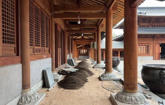 杭州寺院总体规划方案，停车区、放生池与建筑群的合理布局