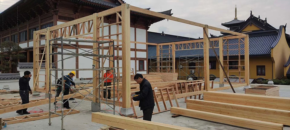 杭州寺院建筑工程案例，钢筋混凝土结构与木结构的混合应用