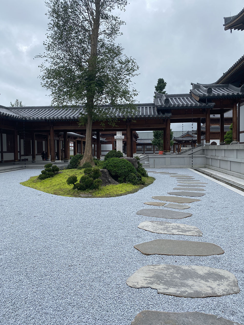 杭州寺庙外观效果图定制，现代简约风格与传统元素的融合