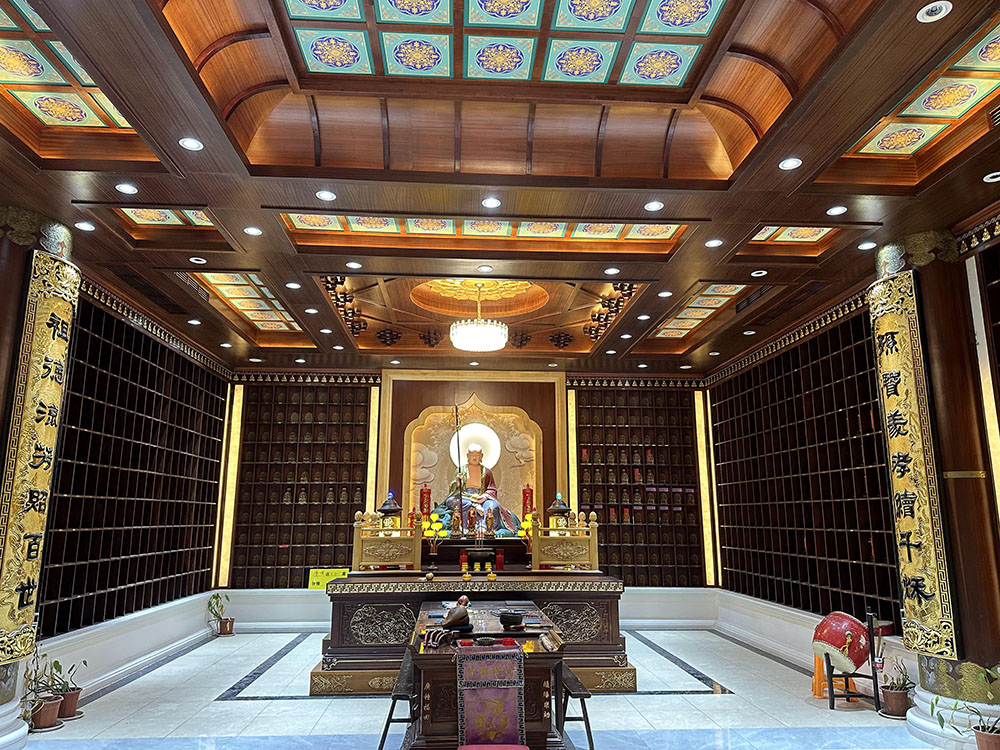 杭州寺院建筑工程案例，钢筋混凝土结构与木结构的混合应用