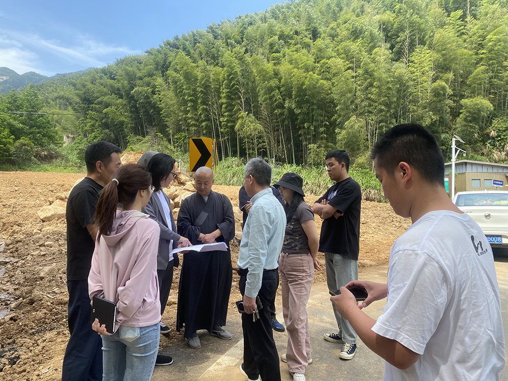 杭州寺院殿堂装修材料选择，实木、石材与仿古砖的搭配技巧